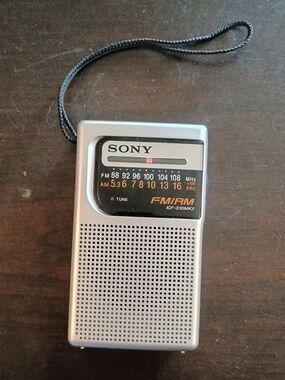 Sony Silver Portable FM/AM Pocket Radio with Wrist Strap